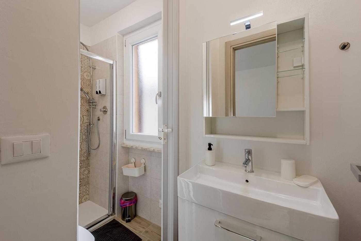Il Gattino Di Porto - Apt 3 - Monolocale Veranda Piscina Imperia Εξωτερικό φωτογραφία